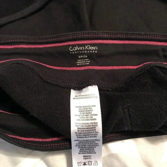 Women’s Calvin Klein lounge shorts - Picture 5 of 5